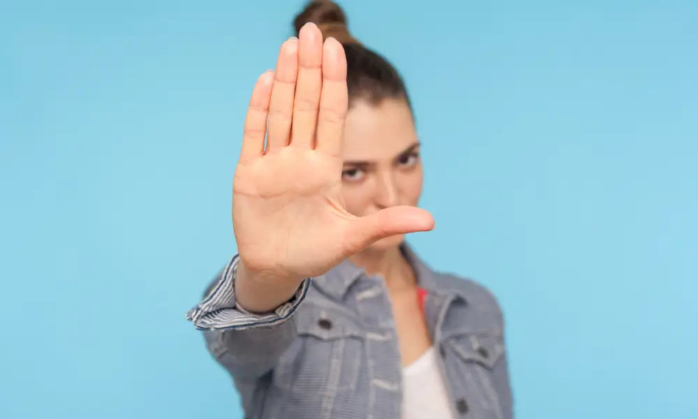 Estratégia de esperar 72 horas para evitar compras por impulso.