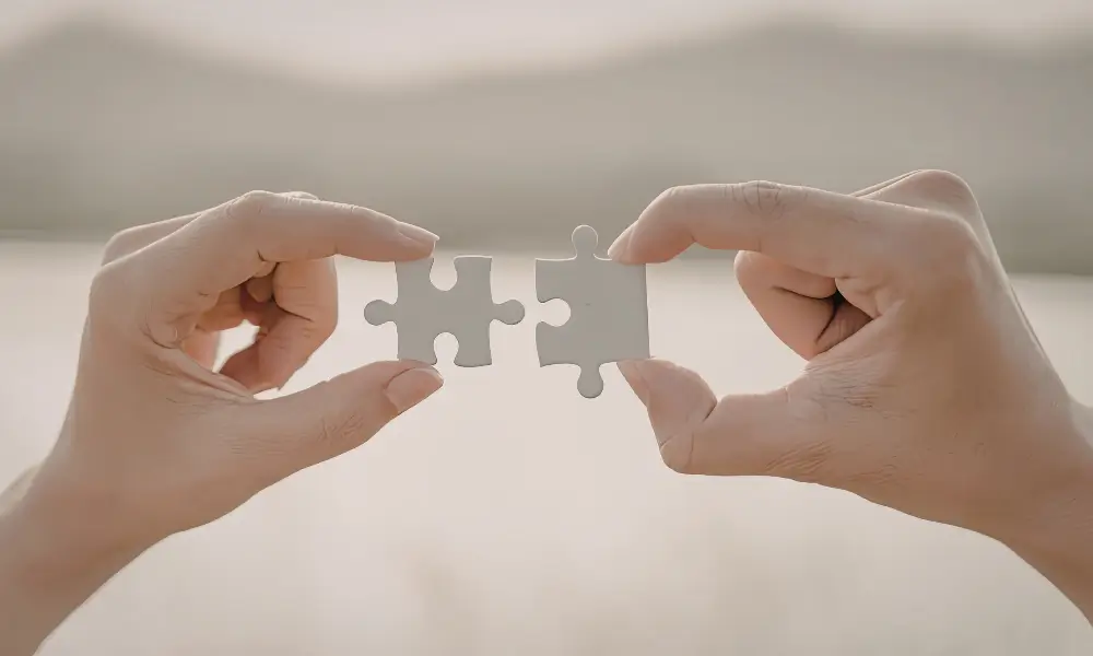 União e parceria do casal para prosperidade financeira.